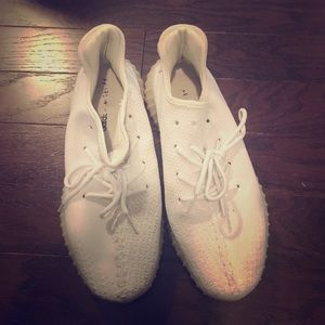 Selling yeezie boost